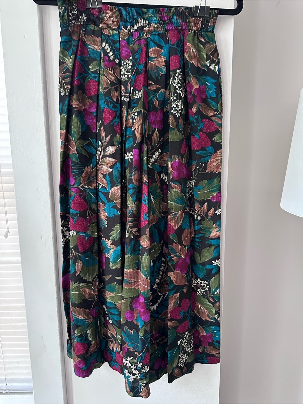 Vintage Garlanf Floral Midi Skirt - Black with Teal & Magenta Floral Sz XS/S